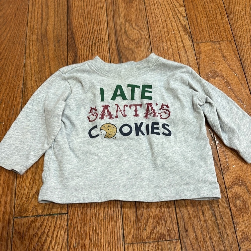 Oshkosh 6m gray long sleeve “I ate Santa’s Cookies” cute shirt Christmas